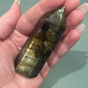 Labradorite Crystal Tower